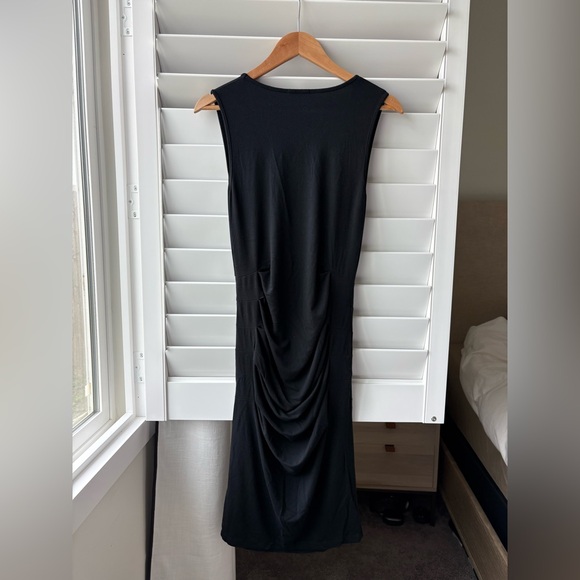 Ingrid & Isabel Maternity black sleeveless Dress medium - Picture 2 of 5